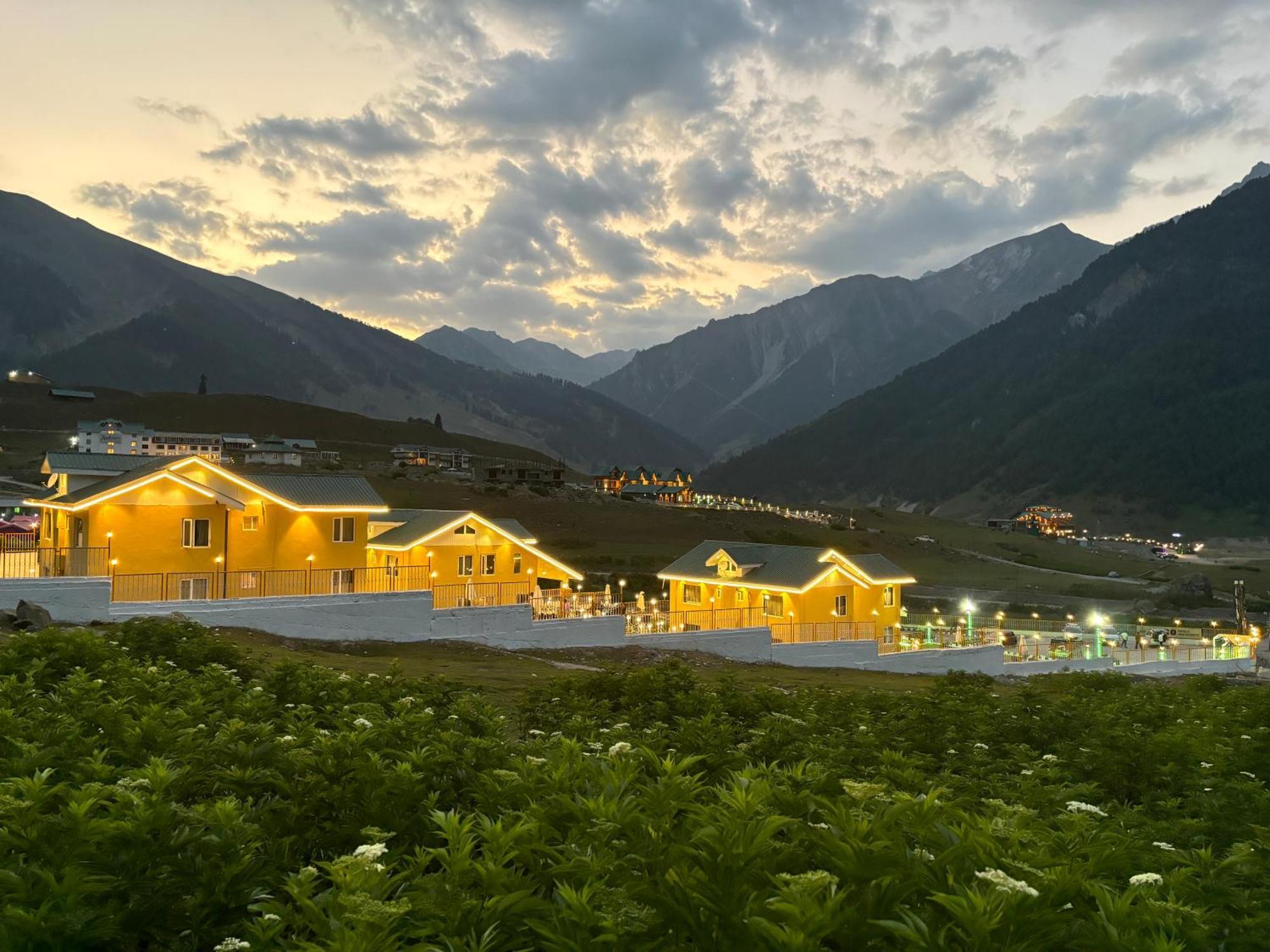 Arco Hotels & Resorts Sonāmarg 외부 사진